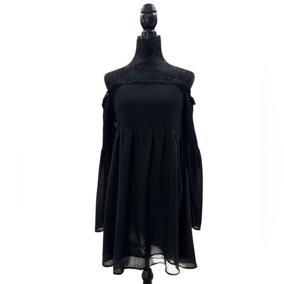 Black Smocked Boho Mini Dress Off Shoulder Bell Sleeve Large Whimsigoth - Picture 3 of 8